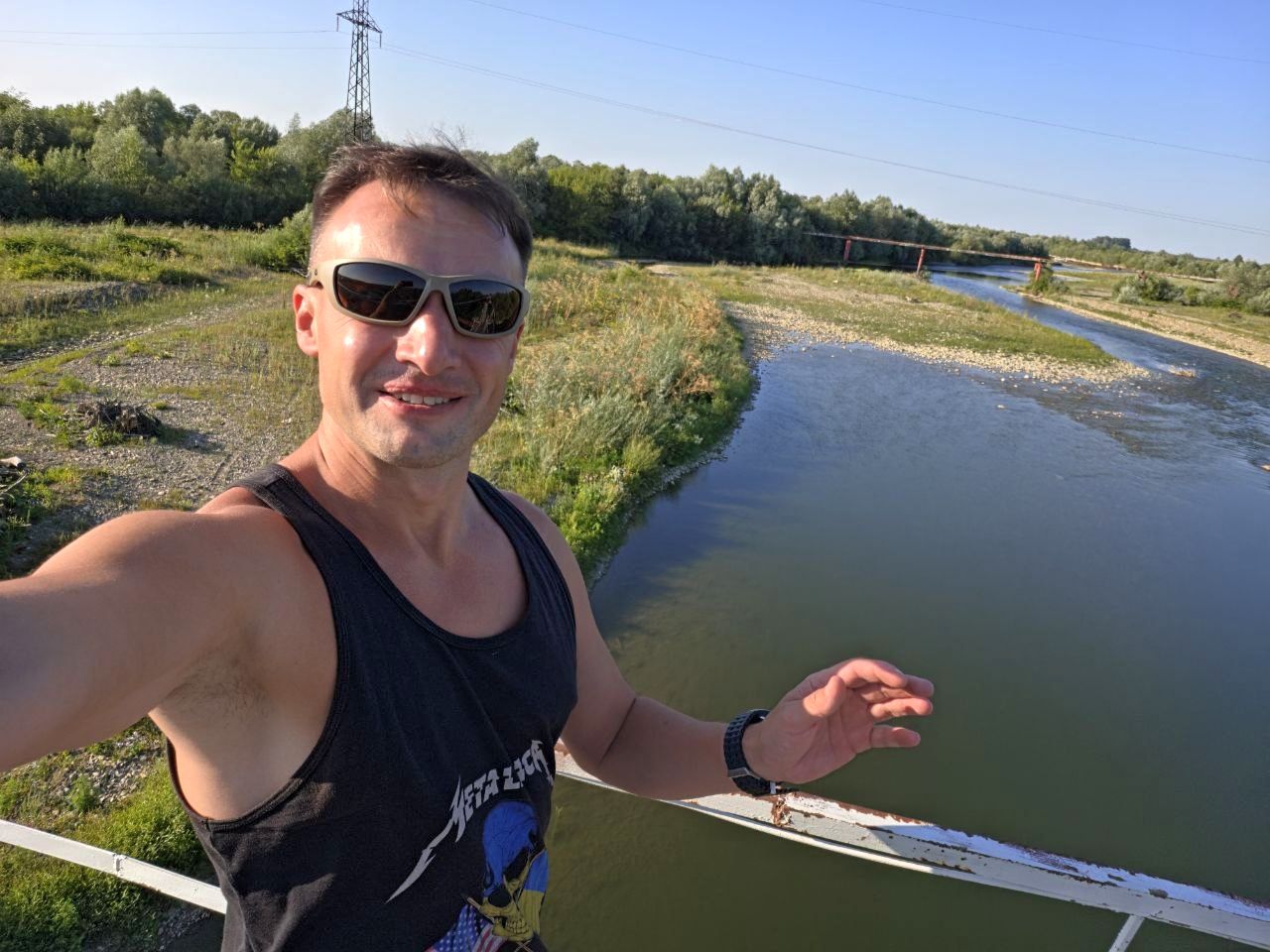 Вид з моста на річку Стрий