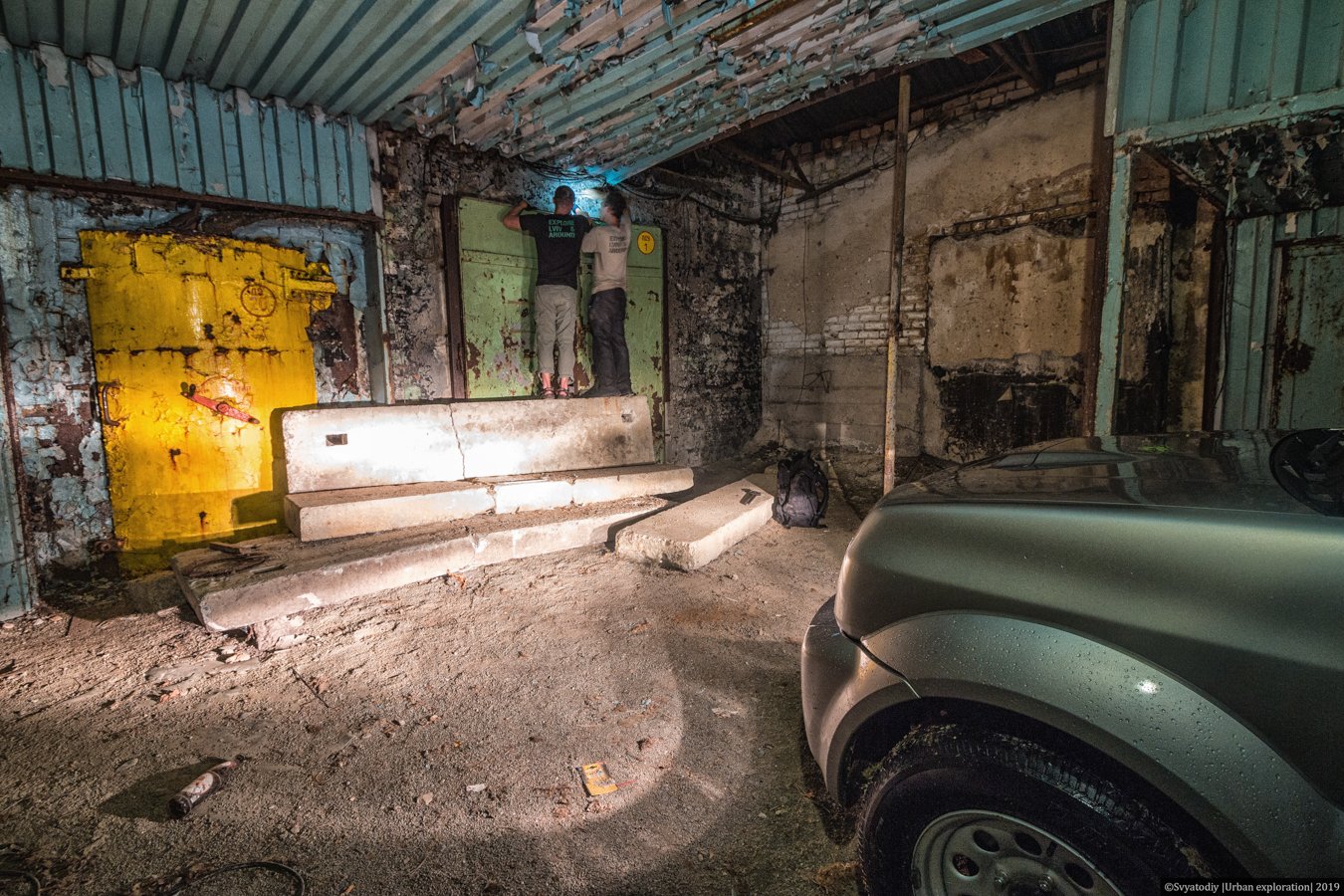 При світлі фар робота пішла значно жвавіше