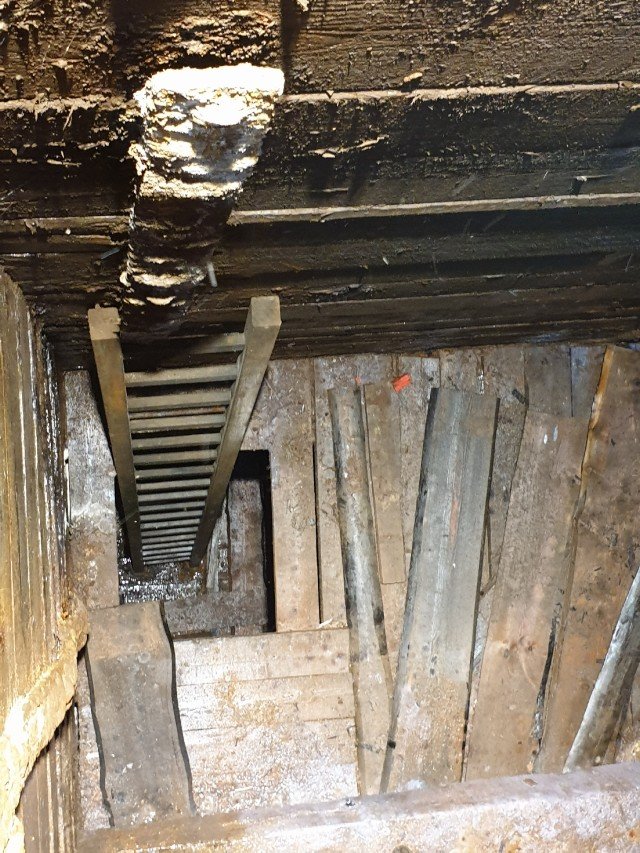 Спуск в соляну шахту в Дрогобичі