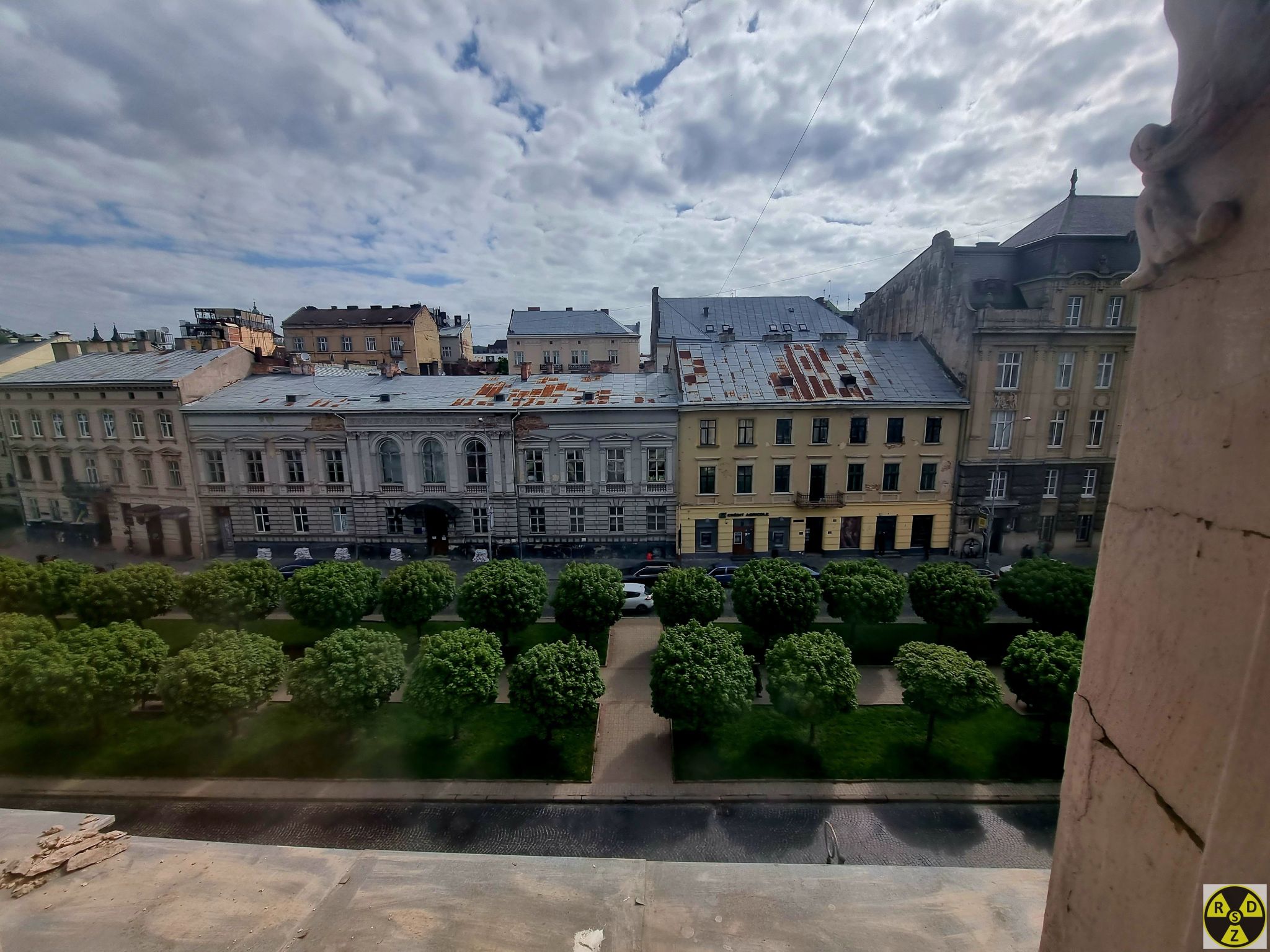 Вид з горища на проспект Шевченка