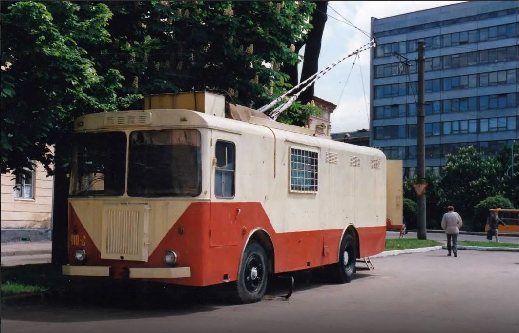 Той самий тролейбус станом на 1997 рік, ФСЛ