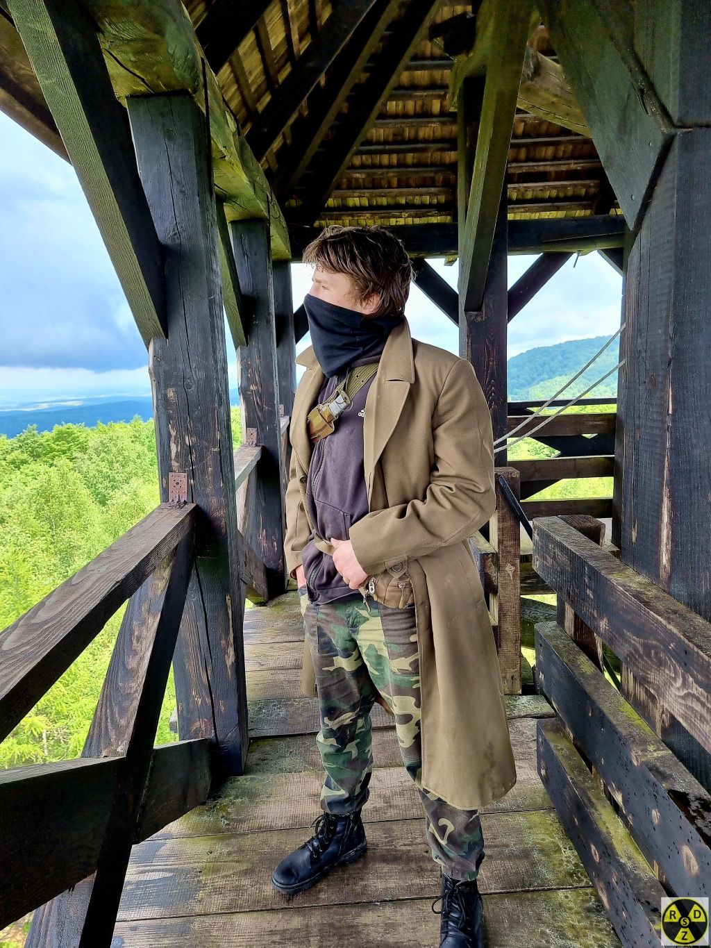 Влад тільки і чекає коли ж то можна буде по москалях постріляти