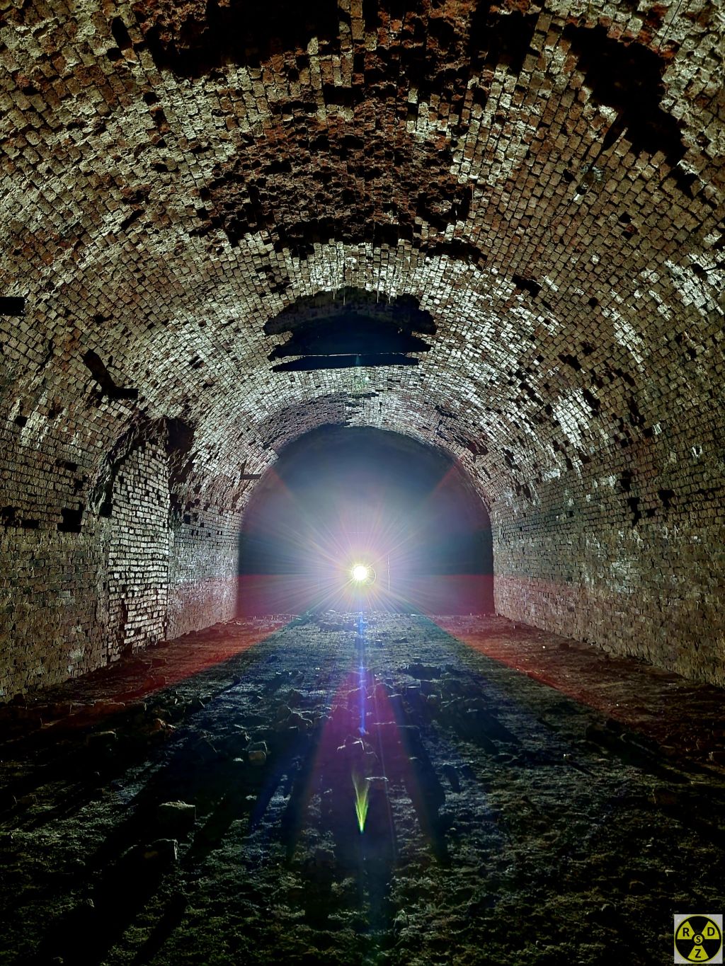 Красиві фотографії з підземель під Високим Замком