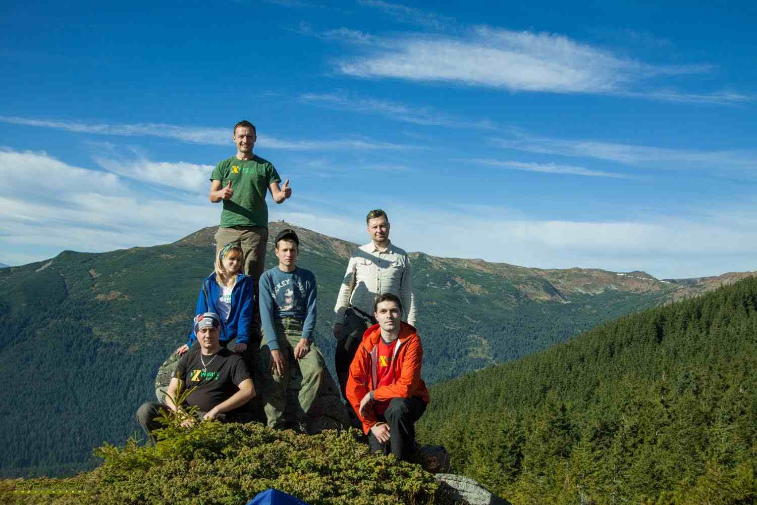 Вид з гори Стайки на Чорногірський хребет