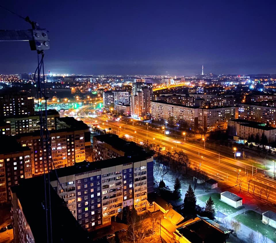 Те саме фото але вночі. Львів вражає!