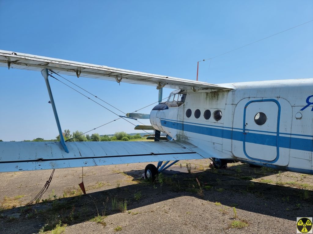 ПОдвійне крило забезпечує високу підйомну силу на низьких швидкостях
