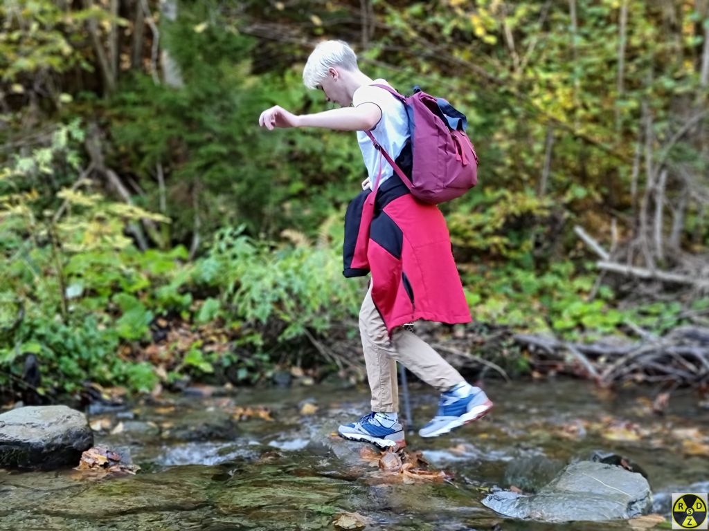 Маленько-помало, з каменя на камінь