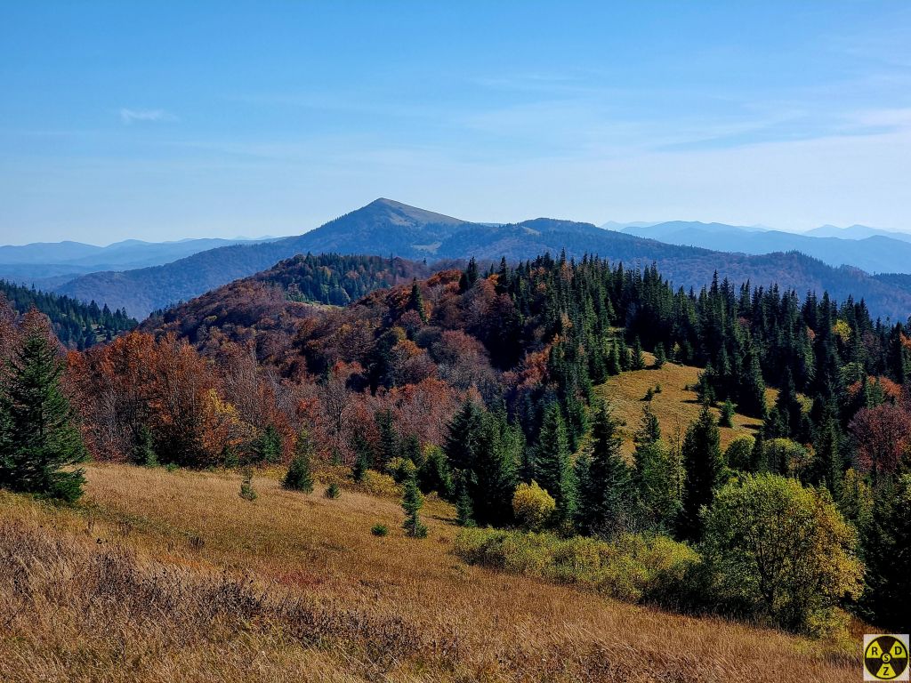 Неймовірний вигляд на гору Параска