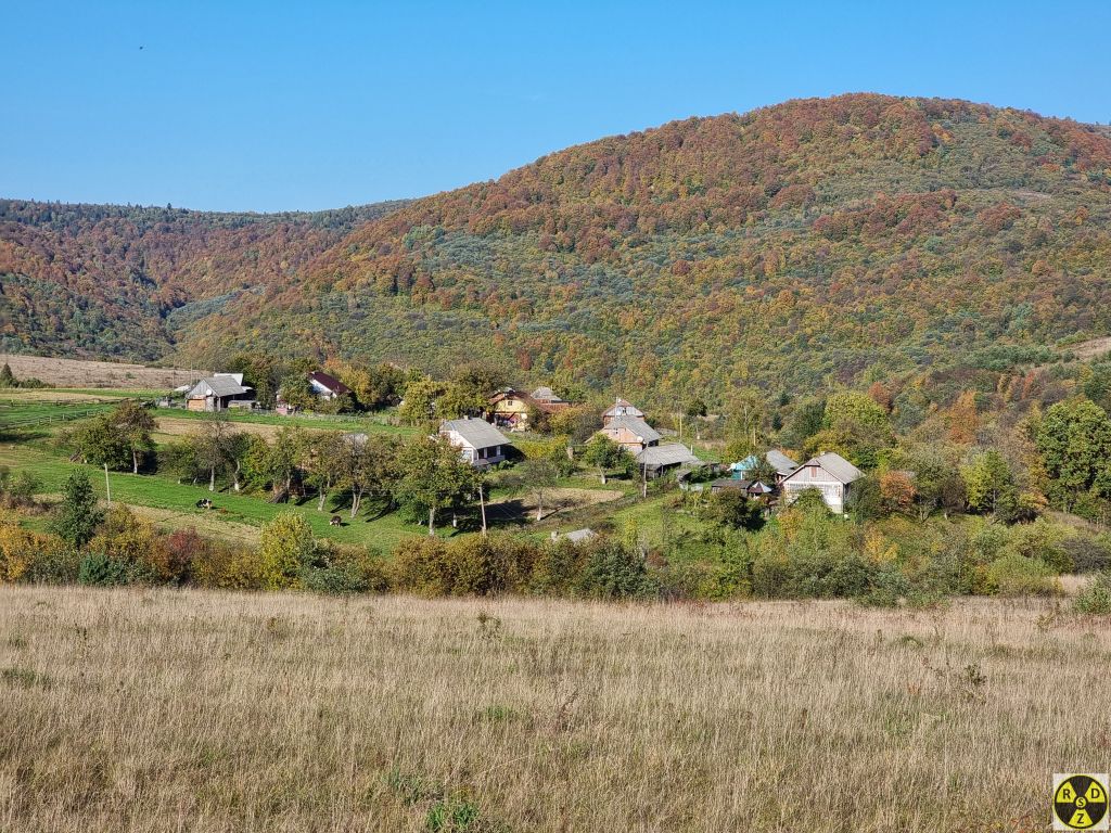 Дуже мальовничий і затишний присілок села Сопіт