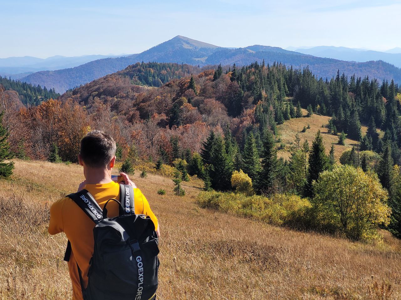 Я зробив більше десяти фото, але так і не зміг повністю передати цю всю красу