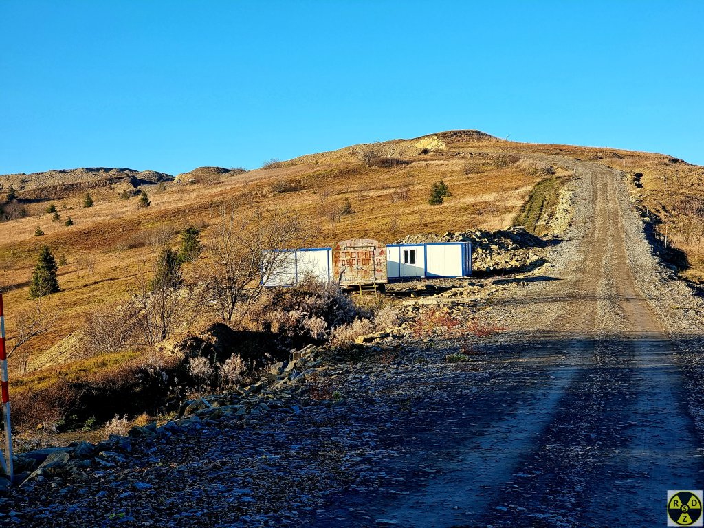 Гора Бердо і житло для робочих
