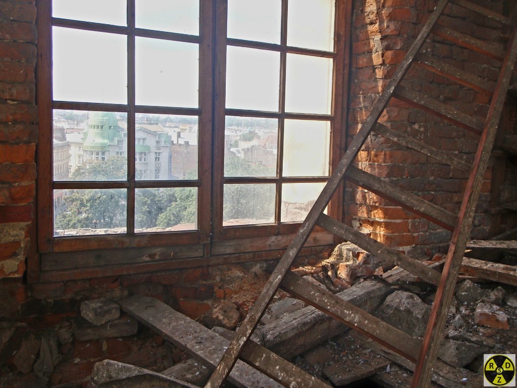 Всередині дзвіниці костелу Єзуїтів у Львові, 2009 рік