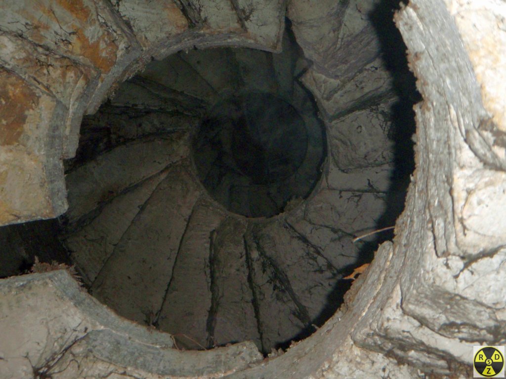 Так виглядав початок таємного ходу в стіні костелу Єзуїтів