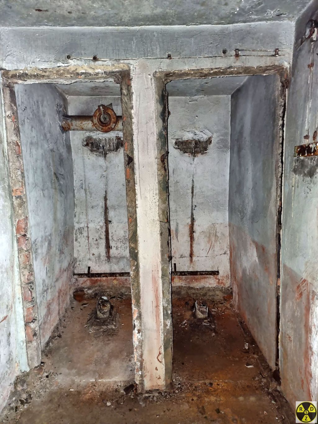 І не треба нам у Львові москалів, самі можемо унітази вкрасти :(