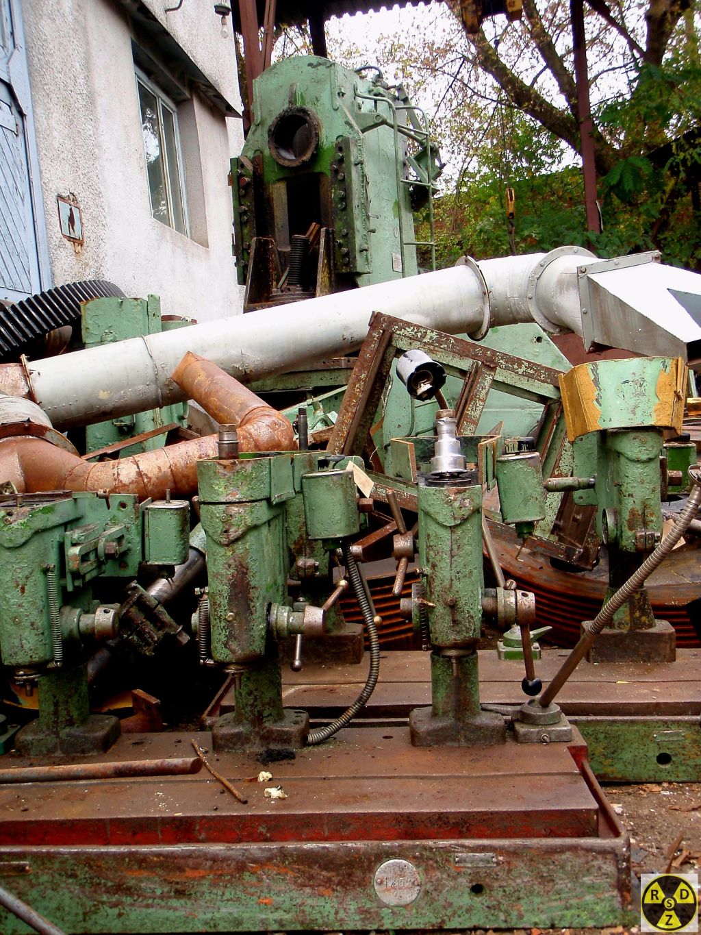 Сверлильні станки на заводі "Львівприлад"