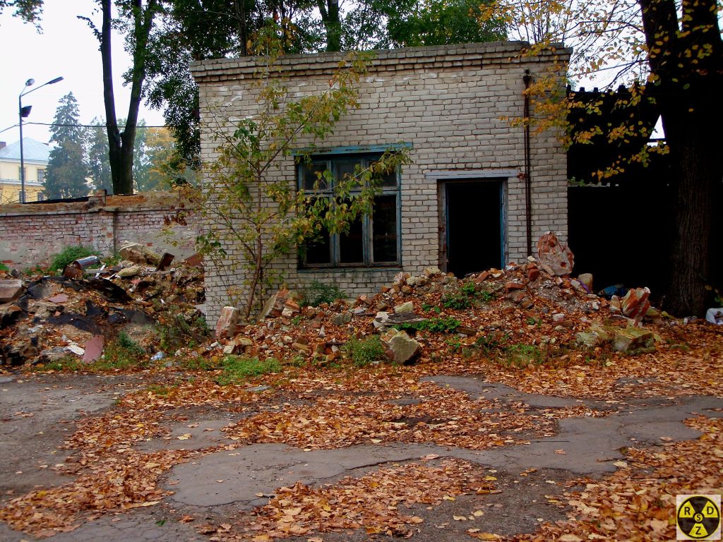 Завод "Львівприлад" і частина "Сухопутки"