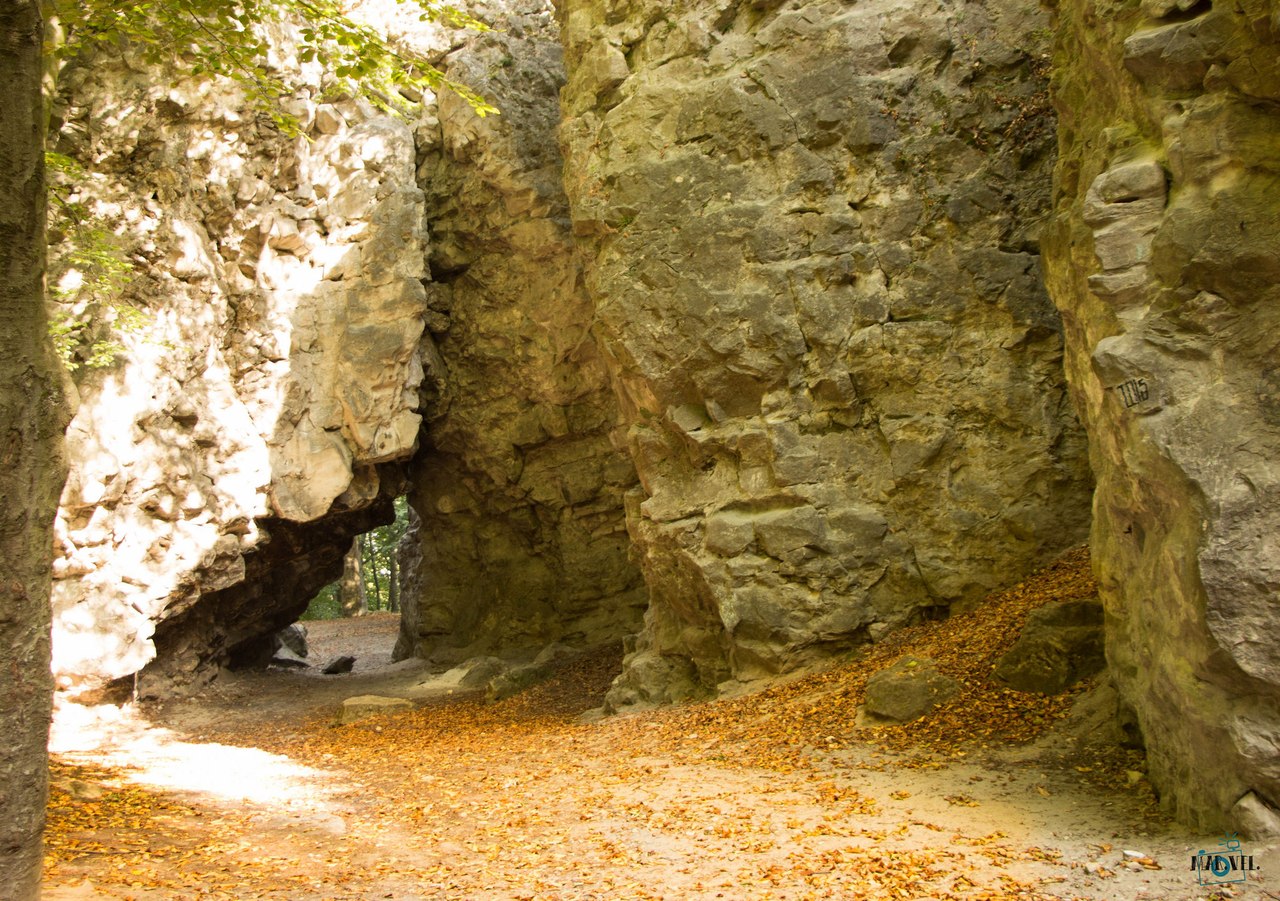 "Чортові Скелі" біля Львова