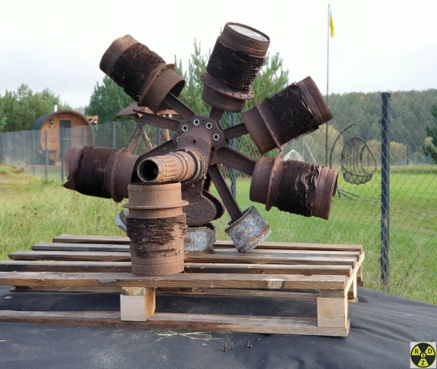 Двигун від літака Ju-52 на території музею