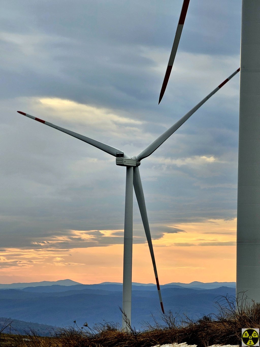 Вітряки це красива та екологічно-чиста енергія