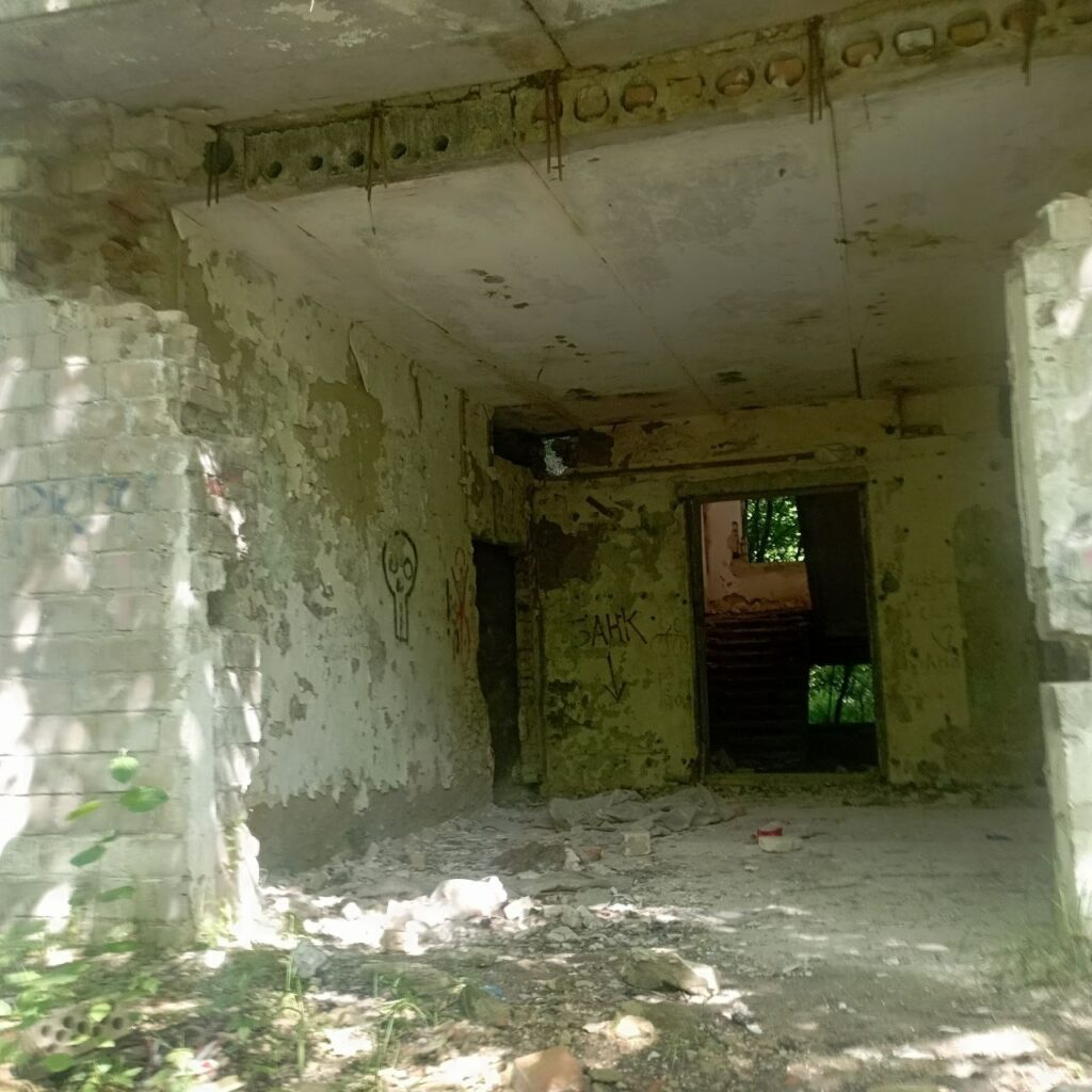 Головний вхід у Київстар