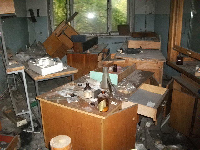 Ну і стандартний дестрой в кабінетах