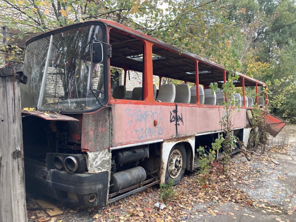 Ікарус на території